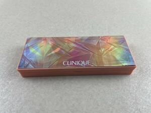 （K6）CLINIQUE　チーク ポップ パレット 24 2023年クリスマスコフレ第２弾★化粧品　チーク　ハイライト★未使用品です！