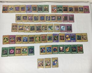 【送料無料】遊戯王カード 初期　ブースター1〜7 極美品3枚　67枚 レア7枚　ノーマル57枚　仕分け済み順番