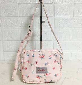 no29297 Cath Kidston キャスキッドソン エナメル PVC 花柄 斜め掛けショルダー バッグ ポシェット