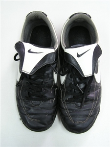 ☆即決☆NIKE ナイキ☆サッカーシューズ☆ブラック／２３．５cm