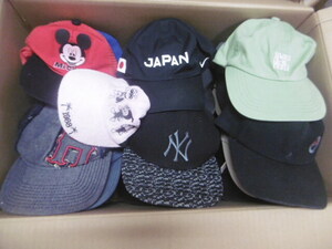 CUP HUT 一円スタート 帽子　大量　まとめ　色々 36個　小さ目アリ　Mickey champion adidas MONTREAL FUSO Lynx IGNIO CHIPPER メーカー物