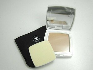 ★未使用　20　ベージュ★シャネル CHANEL ル ブラン コンパクト ラディアンス ファンデーション★