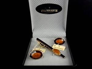 ■新品N■№1228 【TRUSSARDI】トラサルディ 【ゴールド】■カフス＆ネクタイピン タイピン セット♪