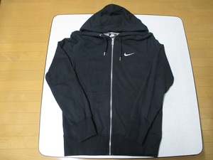 NIKE　ナイキ　パーカー　黒　ブラック　BLACK　サイズM　size　M　　中古