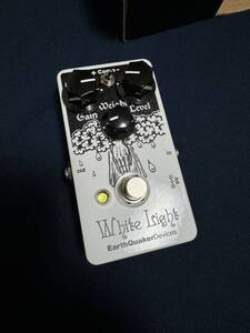 EarthQuaker Devices White Light昔のバージョン