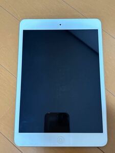 iPad mini 2 シルバー