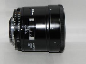 **中古品　Nikon AF MICRO NIKKOR　55mm Ｆ 2.8 レンス゛*