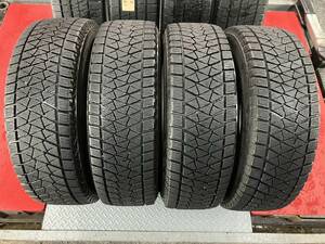 北海道発 手渡し可能 BRIDGESTONE　DM-V2　215/70R16　7分山　4本