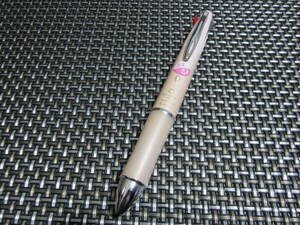 ☆新品未使用 PILOT パイロット 多機能筆記具 ドクターグリップ4+1 4色ボールペン0.3mm+シャープ0.3mm ペールオレンジ BKHDF1SMF3-PO