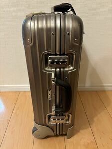 リモワ RIMOWA スーツケース チタニウム 35 プレミアム