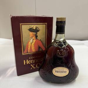 24柏/C020100-5/KT18000/B021-119/　酒　Hennessy X.O　COGNAC　ヘネシー　コニャック　ブランデー　700ml　箱付き