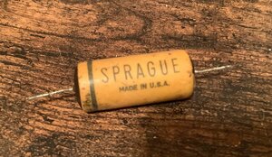 ビンテージ Sprague Wax .25 400v コンデンサ (電子部品)(在庫1)