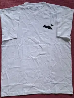 75 YEARS OF BATMAN バットマン　ロゴ Tシャツ　ホワイト