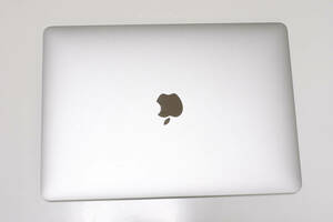 MacBook Pro 2020 13インチ シルバー / Core i5 2GHz / 32GB / 1TB / US配列 / バッテリー充放電回数303 / A2251