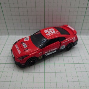 トミカ 日産 GT-R トミカ50周年記念仕様 designed by NISSAN (ノンスケール トミカ) ミニカー TOMICA 箱無し