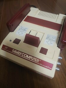 ドット魂ファミコン愛 ファミコン本体 AV化仕様 ニンテンドー 任天堂 Nintendo FAMILY COMPUTER カセット5本付き