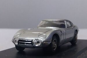 ★トヨタ　2000GT（シルバー）　　　1/64京商★