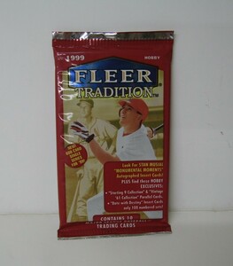 US版 FLEER TRADITION 1999 メジャーリーグ　ベースボールカード　1パック 10枚入り(MLB トレーディングカード　フリア)