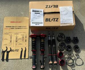 80系ノア,ヴォクシー,エスクァイア用BLITZ DAMPER ZZ-R フルタップ車高調　ＺＲＲ８０Ｇ　ＺＲＲ８０Ｗ　ＺＷＲ８０Ｇ