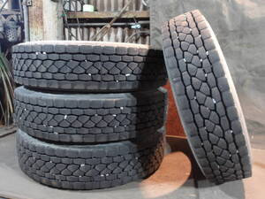 再生タイヤ 20年製等 M800等 225/80R17.5 123/122L BRIDGESTONE 個人宅配送不可 愛知手渡し可 中古MIX(ミックス)4本 327-1210