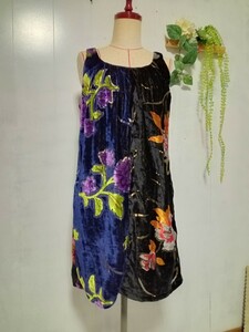 ◆送料無料◆ Desigual 花柄 ベロアワンピース サイズ38 USED 