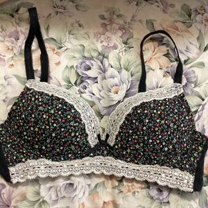 ブラック花柄ブラジャー AA75新品