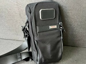 トゥミ　TUMI　バッグ　ワンショルダーバッグ　ボディバッグ　ポーチ　