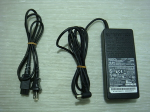 SONY　ソニー AC ADAPTER 19.5V~6.2A VGP-AC19V45 VAIO 純正品 VPCF226FJ/S VPCF149FJ/BI VPCF148FJ/B