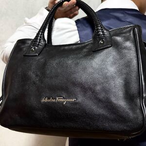 極美品/希少◎ Salvatore Ferragamo フェラガモ イントレチャート 編み込み メンズ トートバッグ ビジネス レザー A4収納 肩掛け ブラック