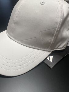 ★アディダス ゴルフ ADIDAS GOLF 新品 メンズ ロゴビッグ エンボス ロゴ キャップ 帽子 CAP ぼうし 白 57-60cm [HT5789-5760]七 ★QWER