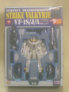  超時空要塞 マクロス 完全変形 ストライクバルキリー VF1-S ロイフォッカー機 2002年 バンプレスト景品 未開封品 現品状態品