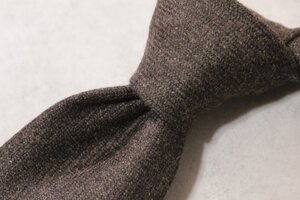 ISAIA★新品 イザイア 贅沢仕様 カシミア100％生地の７FOLD自社製ネクタイ ダークブラウン セッテピエゲ