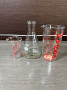 パイレックス　PYREX ビーカー　三角フラスコ　200cc 500cc レトロ グラス　ガラス　売り切り　babd 