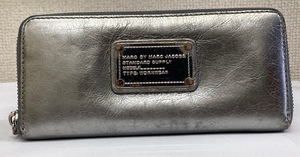 MARC BY MARC JACOBS 財布 ラウンドファスナー シルバー レザー