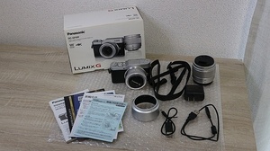 ★美品！ Panasonic LUMIX DC-GF9W ダブルレンズキット シルバー ★U32