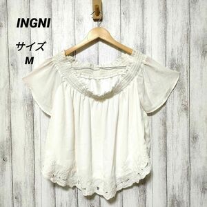 INGNI イング (M)　裾刺繍シャーリングオフショルブラウス　肩紐なし