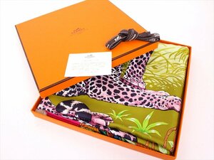 HERMES【エルメス】カレ90 ジャングルラブ☆ピンク系☆シルクスカーフ☆ロゴ☆メンズ☆レディース☆箱/リボン付