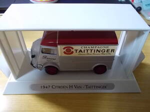 MATCHBOX MODELS of YＹＳＴＥＲＹＥＡＲ シトロエン TYPE H VAN TAITTINGER 1/43