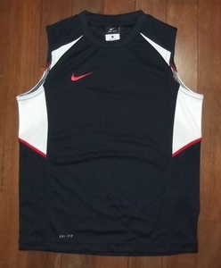 未使用即決 NIKE ナイキ ノースリーブシャツ 160cm ネイビー 388663-450