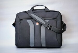 美品【WENGER】ラップトップPCケース*ブリーフケース