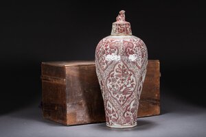 【善古堂】某有名オークション買入 元時代物 中国伝来 釉里紅花鳥文唐獅子鈕八角瓶 共箱 当時物保障 骨董品 古美術1025-364S12