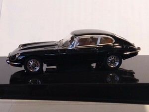 希少本体未使用　オートアート　JAGUAR　Ｅ―TYPE Ｖ１２ ブラック　1/43