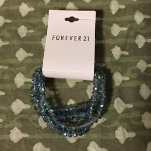 ◆新品◆FOREVER21◆フォーエバー21◆ 4連ブレスレット