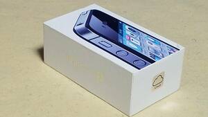 空箱のみの出品です　BOX5 iPhone　４S　16GB　の箱だけです 付属品は写真参照 アップルシール ステッカー など写真参照 まとめ取引歓迎