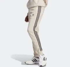 未使用  adidasスリーストライプスパンツ オリジナルス