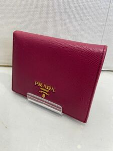 【PRADA プラダ】 1MV204 SAFFIANO サフィアーノ 二つ折り財布 レザー ピンク ラグジュアリー 2410oki k