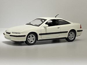 オペル カリブラ ミニカー 1/43 opel