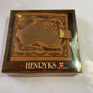 札入れ　HENRYKS 新品　革製　　元箱付き