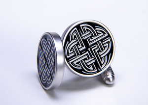 ★カフスボタン ONYX-ART LONDON CK1012 CELTIC KNOT CUFFS　ケルトの結び目・・・♬〜