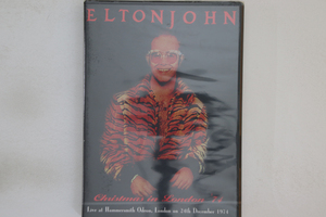 国不明DVD Elton John Christmas In London 74 MD019 NOT ON LABEL 未開封 /00110